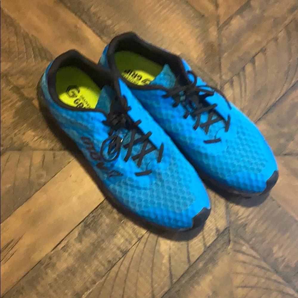 INOV8 X-TALON 210  11.5 (Graphene Grip Soles)